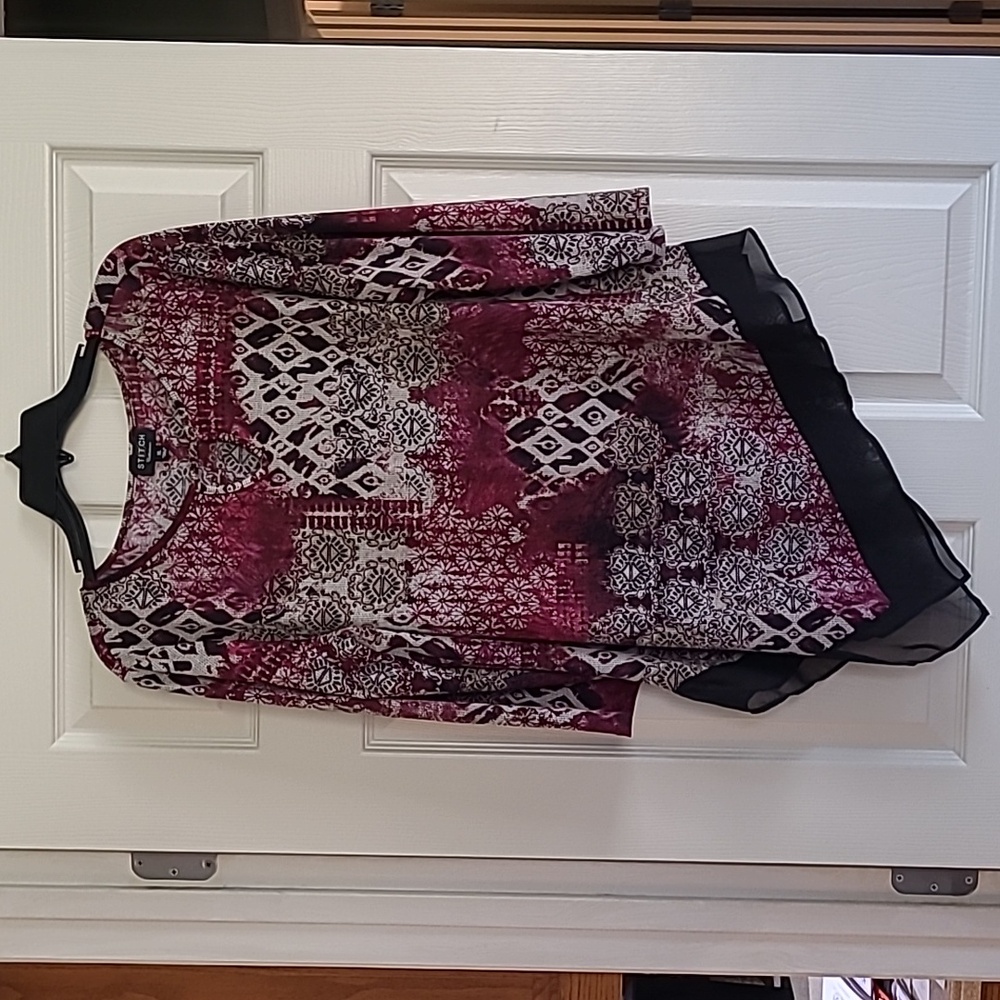 Lady's size XL STITCH Collection Tunic Top